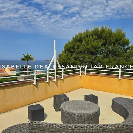 Cosy House With Sea View Holiday home